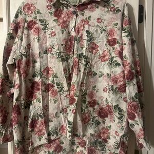Jaded Gypsy Starburst Rose Floral Button-Up Top